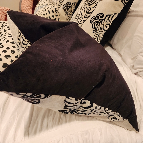 SOLD - Picture 4 of 4